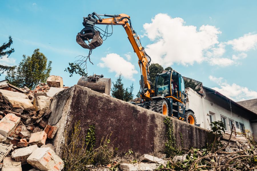 Renovasi & Demolisi